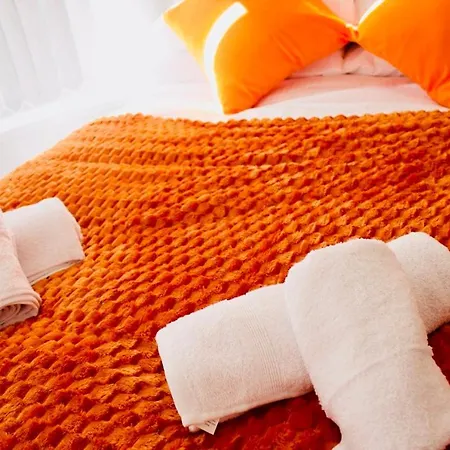 Casa de Férias Gifford St Retreat 3br Entire